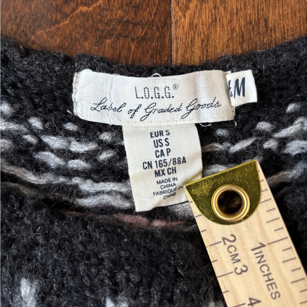 H&M Jacquard Knit Jumper - Picture 8 of 8